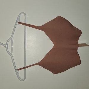 Missguided- Rose V neck knitted bralette